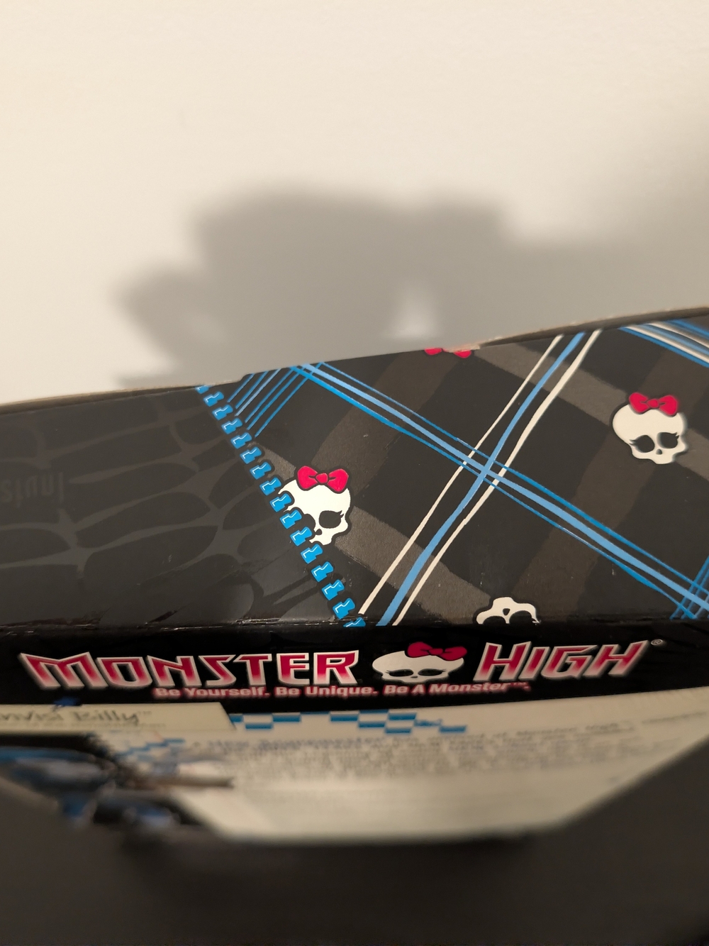 Monster High Invisi Billy Doll In Box NIB - Picture 6 of 7